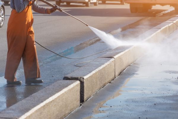 Cost of Commercial Concrete Cleaning in Charlottesville