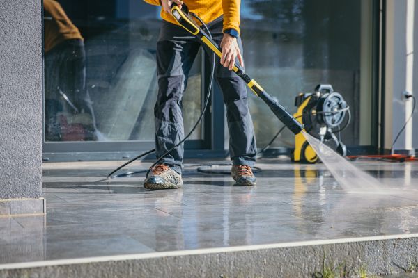 Cost of Concrete Cleaning in Charlottesville
