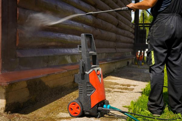 Cost of Wood House Exterior Cleaning in Charlottesville