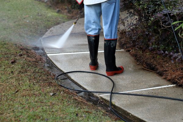 Cost of Sidewalk Pressure Cleaning in Charlottesville